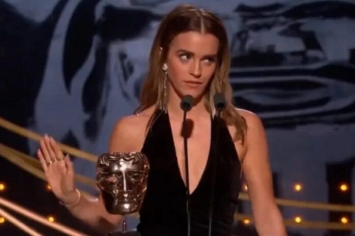 Critican a Emma Watson por ‘atacar’ a J.K. Rowling