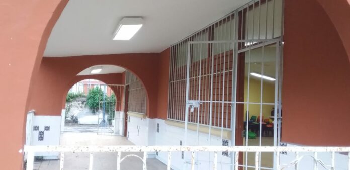 Más de 1700 escuelas ya están aptas para regresar de manera presencial