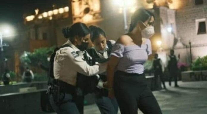 Aunque las marchas del 8 de marzo transcurrieron en su mayoría sin contratiempos, hubo represión policiaca en dos estados. Foto: Redes sociales