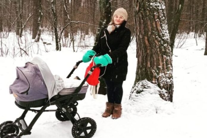 Playense viaja a Ucrania en intento por rescatar a su bebé