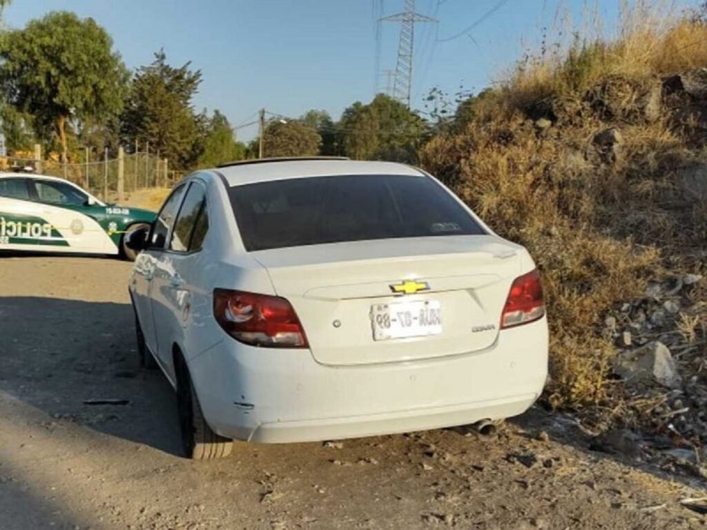 Le quitan la vida a conductor de Uber y lo dejan encajuelado en Xochimilco