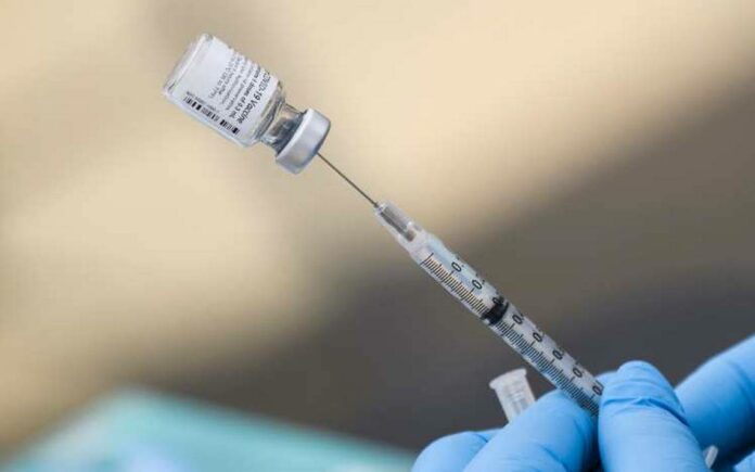 INAI ordena a Cofepris entregar documentación de segunda dosis de vacuna CanSino