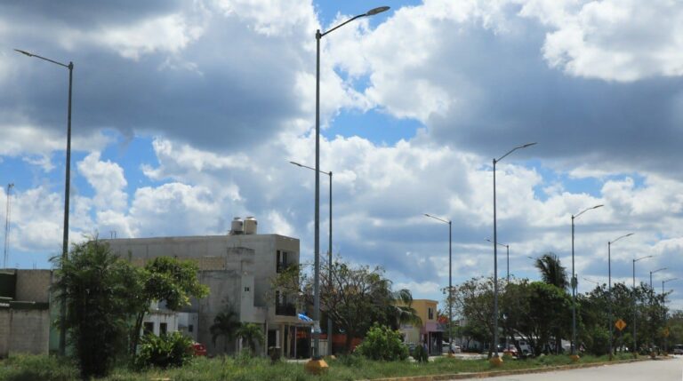 Mayor seguridad con parques iluminados en Solidaridad