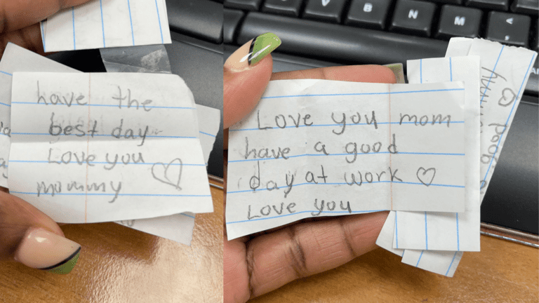 Niña pone en la bolsa de su mamá mensajes para animarla