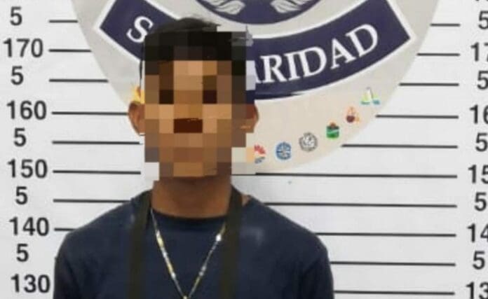 Un menor de tan solo 16 años fue detenido en Playa del Carmen luego de que le fueran halladas varias dosis con droga. Foto: SP de Solidaridad