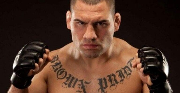 El ex campeón de la UFC, Caín Velásquez, ha sido detenido en California; se le acusa de intento de homicidio; disparó a una persona. Foto: Redes sociales