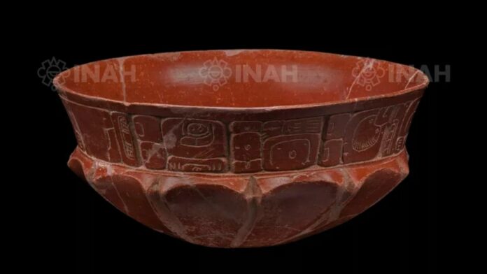 Encuentran vasija en Tramo 3 del Tren Maya perteneciente al gobernante Cholom