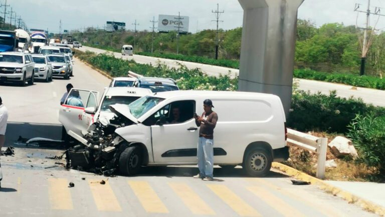 'Carambola' frente a Bahía Príncipe deja a tres personas heridas