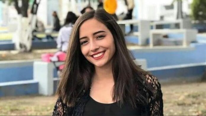 El padre de Debanhi Escobar lamentó que las autoridades sigan sin tener una línea de investigación a cuatro meses del crimen.