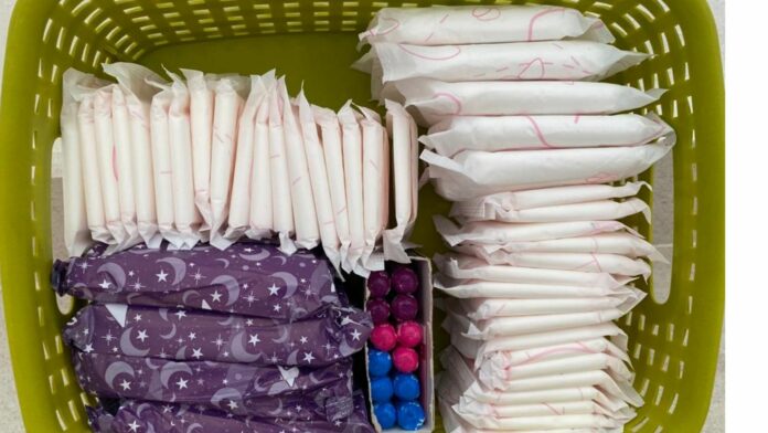 Proponen iniciativa para que haya toallas sanitarias en escuelas públicas de Playa del Carmen