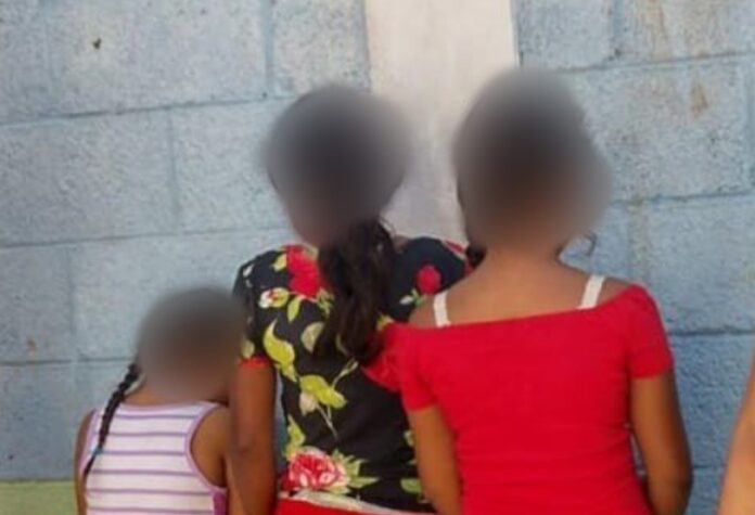Rescatan a menores que sufrían abuso por su padre