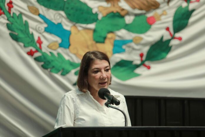 Kira Iris alza la voz tras la violencia digital en contra de Laura Fernández