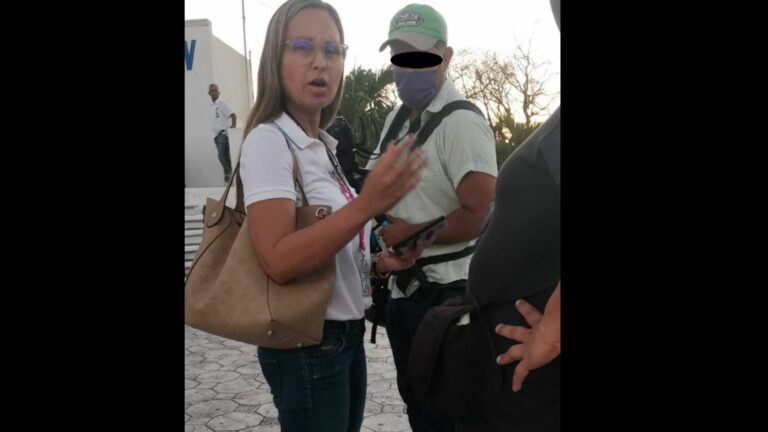Representante del INE amedrenta a reportero en Las Palapas