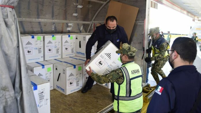 Solo 50% de los jóvenes entre 18 y 39 años tiene la dosis de refuerzo contra Covid-19