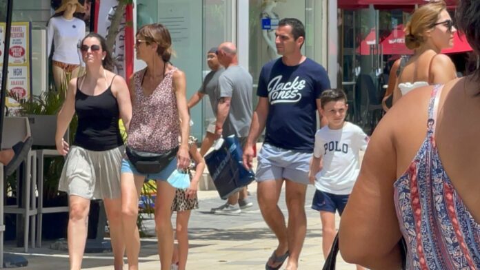 Fuerte afluencia turística en Playa del Carmen