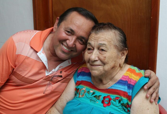 Priorizar atención a la familia dará como resultado la paz social: Nivardo