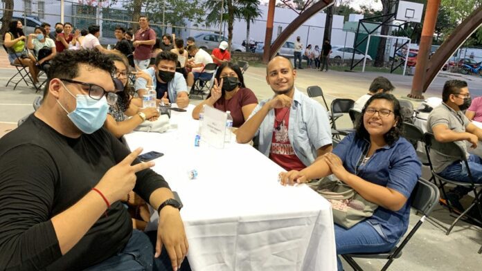 Jóvenes se suman a la Cuarta Transformación