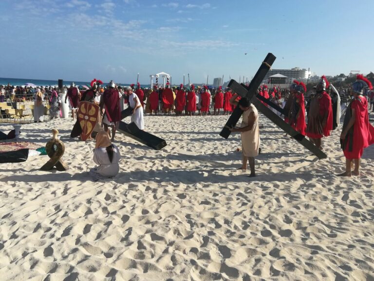 Cancelan el viacrucis de la Zona Hotelera; habrá ‘representación’ en Playa Marlín