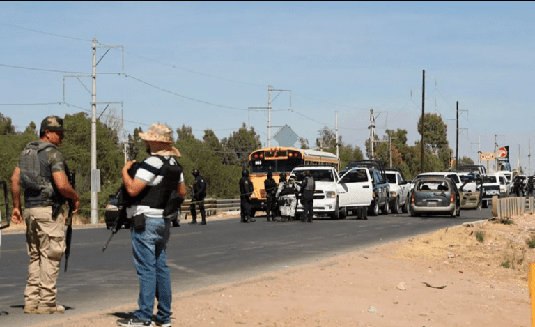 Asesinan a tres mujeres, una de ellas menor de edad, en carretera de Fresnillo, Zacatecas