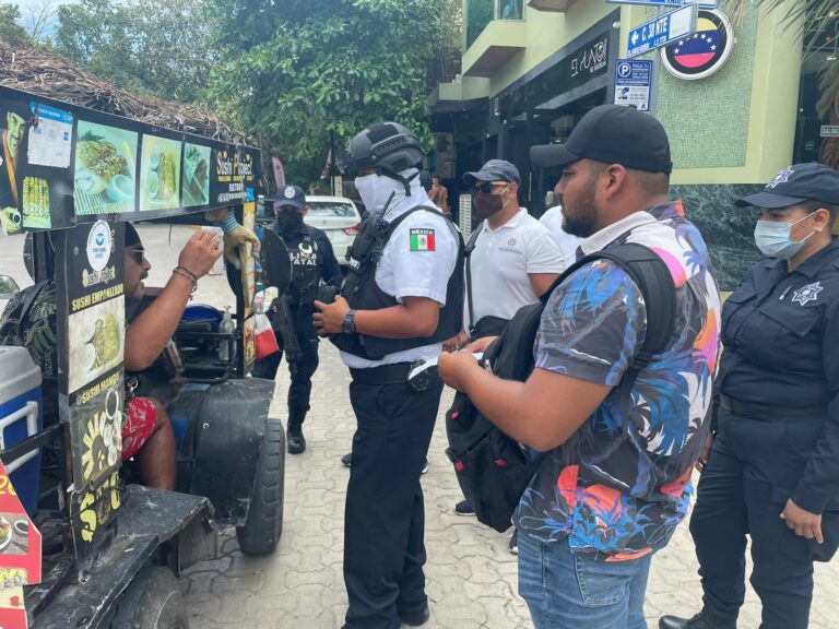 Retiran a ‘sushimóvil’ de la Quinta Avenida