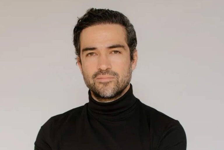 Tan solo en la última semana el mexicano Alfonso Herrera ha anunciado dos grandes proyectos. Entérate de cuáles son. Foto: Redes sociales