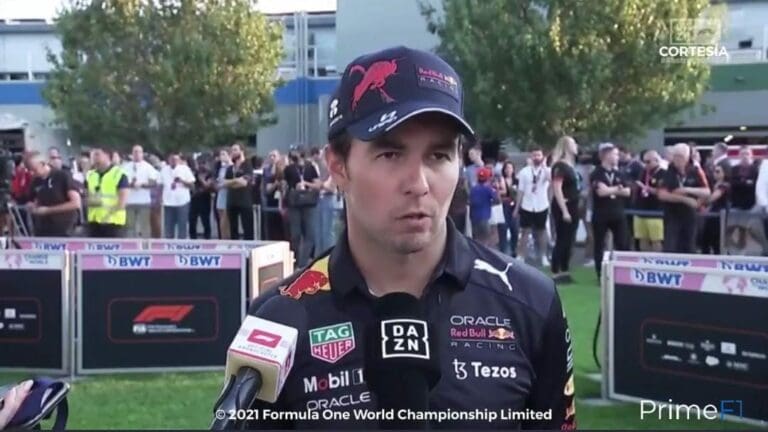 Sergio "Checo" Pérez logró el segundo sitio en el Gran Premio de Fórmula 1 que se corrió la madrugada de este domingo. Foto: Captura de video