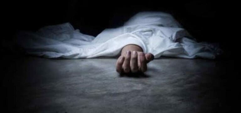 Un sujeto fue detenido luego de estrangular y asesinar a una mujer de la tercera edad en calles de la Ciudad de México.