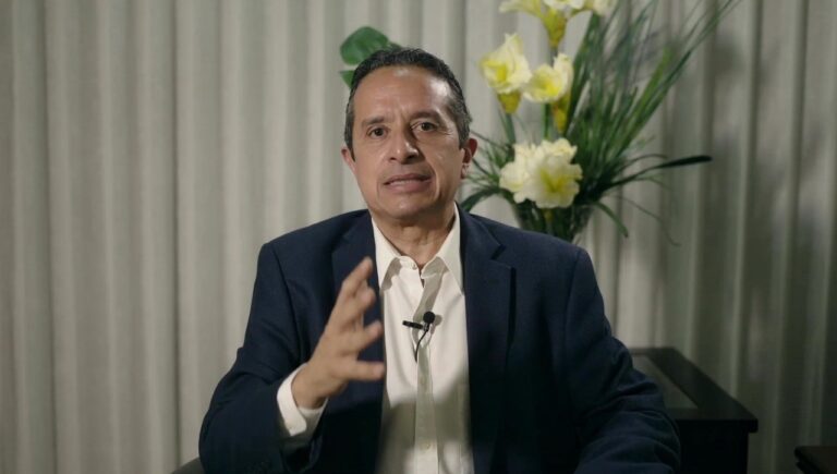 Carlos Joaquín convoca a una cruzada para cuidar a turistas durante la Semana Santa