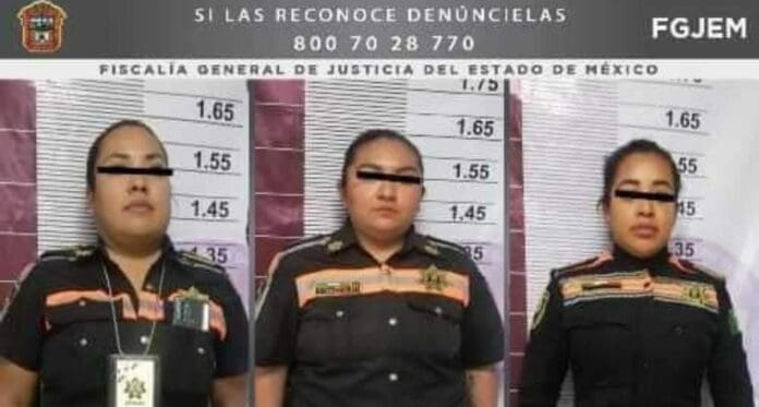 Policías del Edomex son acusados de haber detenido, golpeado y torturado a la madre de una víctima de violación. Foto: Fiscalía Edomex