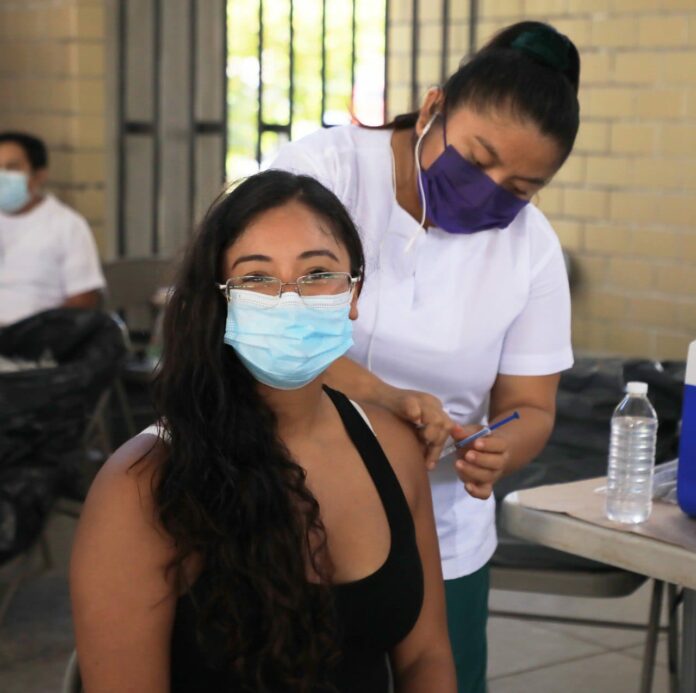 Jornadas de vacunación contra el Covid-19 para personas rezagadas en Solidaridad