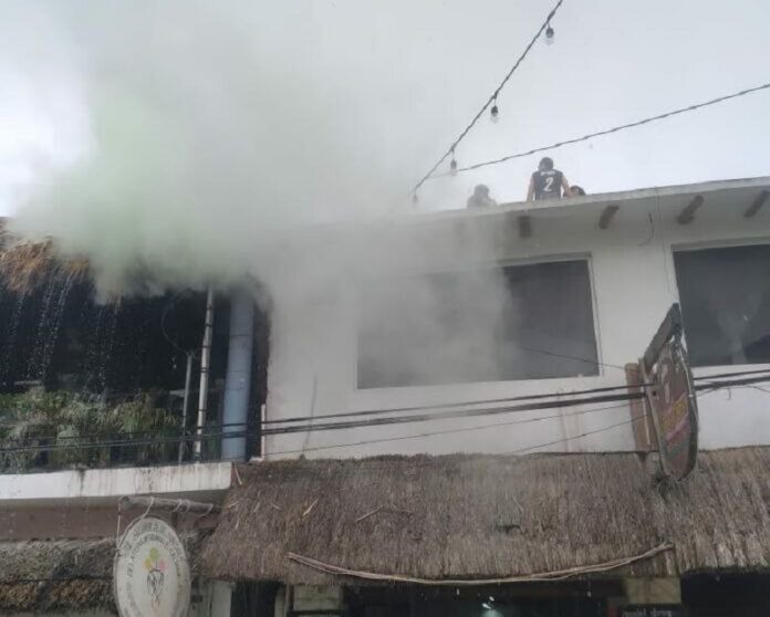 Surge incendio en restaurante de Holbox