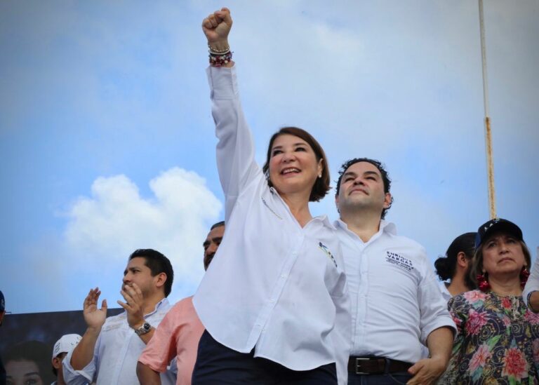 Kira Iris espera que la gente respalde el proyecto que encabeza y así continuar con la recuperación de Playa del Carmen. Foto: Campaña de Kira Iris