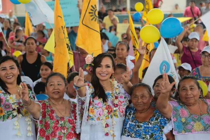 Cierra Laura Fernández campaña en la Zona Maya con gran respaldo