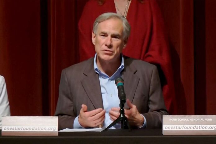 Gobernador de Texas responde a la policía sobre tiroteo en la escuela