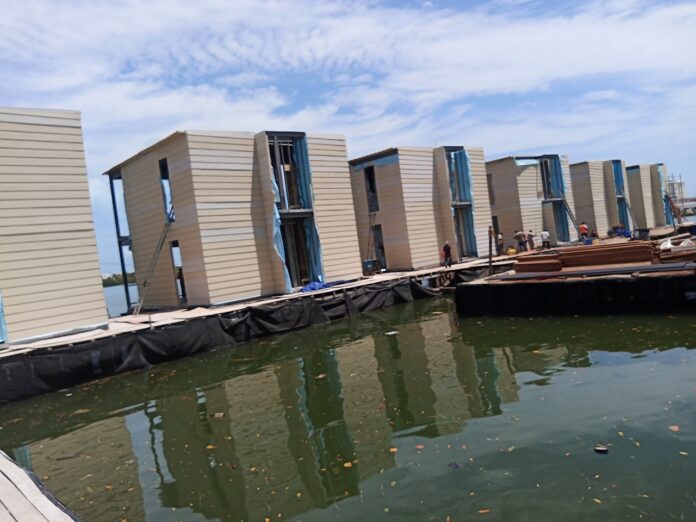 Instalan pilotes en la Laguna Bojórquez sin permisos ambientales