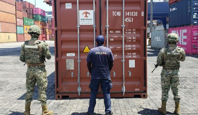 Gobierno entrega control total de aduanas a Sedena y Marina