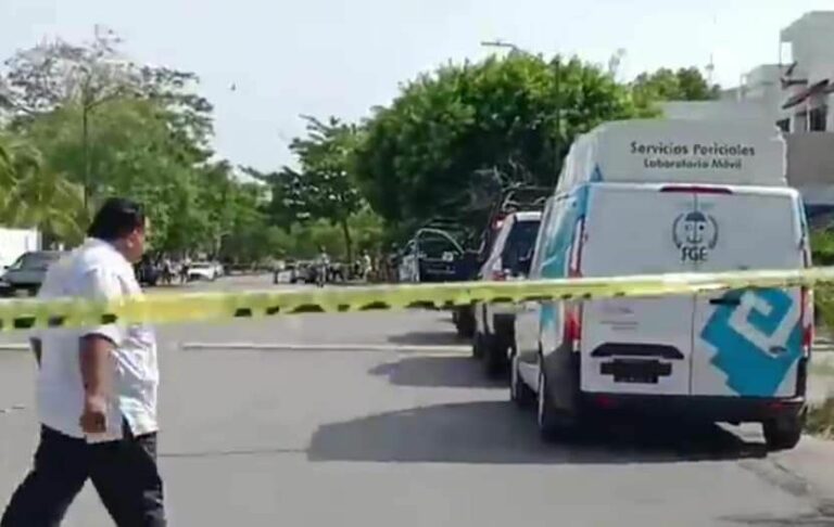 Detienen a hombres con drogas y armas, durante cateo en Playa del Carmen