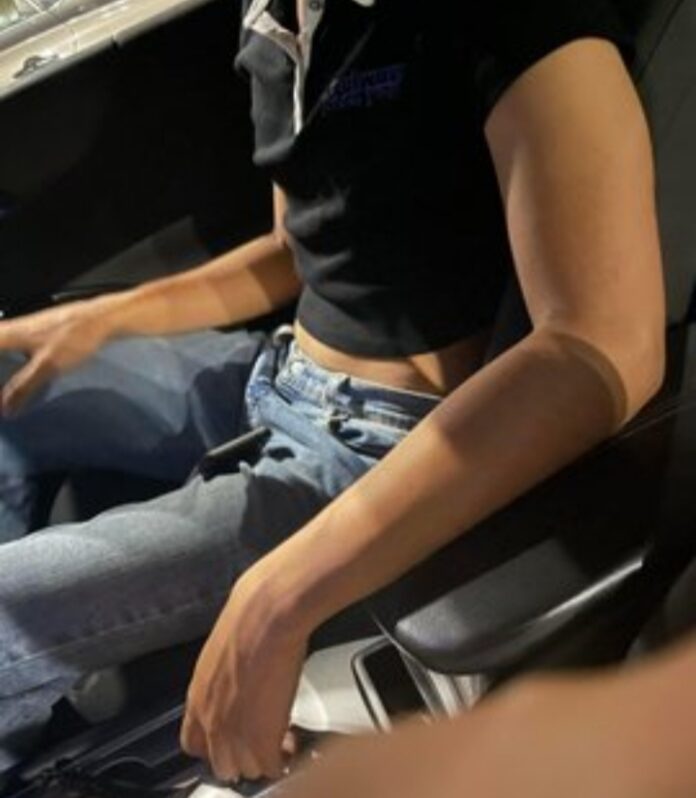 Exhiben a bar en Mérida: Negaron la entrada a un joven que llevaba un 