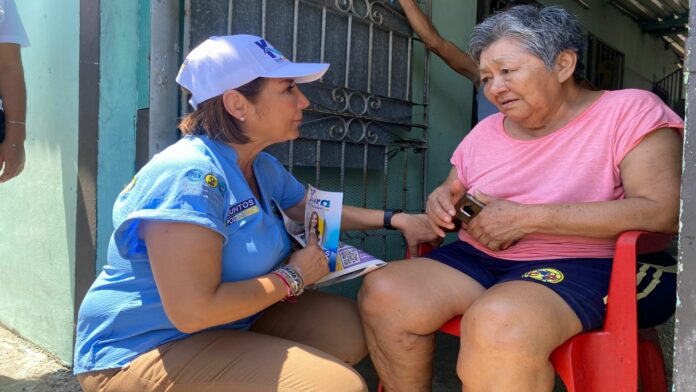 Contar con seguro popular de salud, lo que más requiere la ciudadanía: Kira Iris
