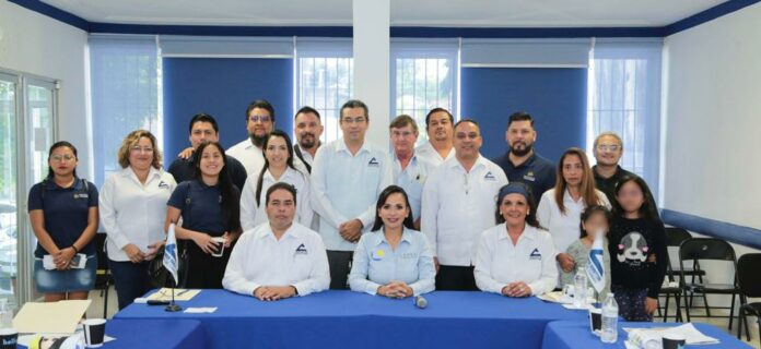 Laura Fernández sigue en ascenso, a pesar de patrañas electorales