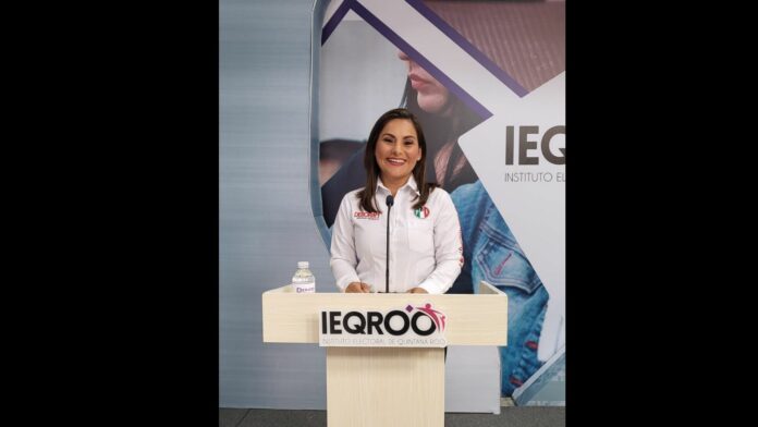 Iniciativas de Ley reales y en beneficio de los quintanarroenses: defiende Deborah Angulo en debate
