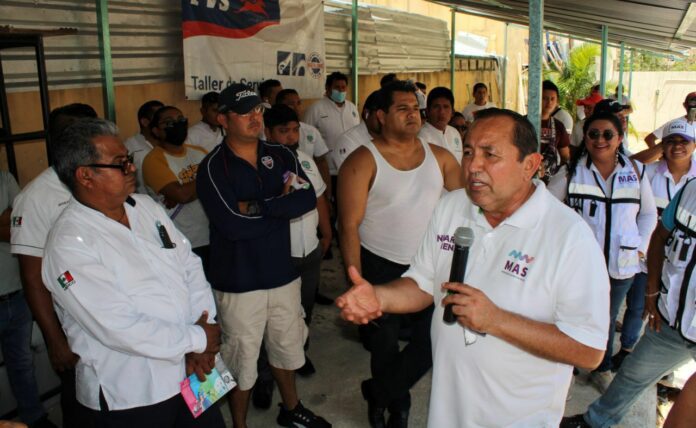 Vamos a revisar la ley y el IMOVEQROO, señala Nivardo Mena ante taxistas 