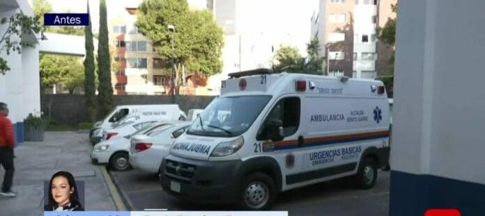 Un sujeto acusado de robar en transporte público intentó huir del Ministerio Público; pero su escape no le funcionó y acabó lastimado. Foto: Captura de video