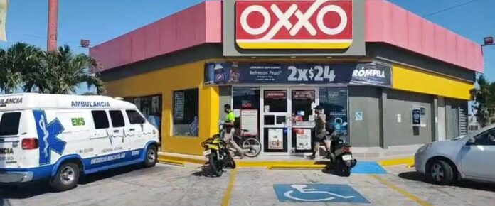 Asaltan con armas blancas sucursal de Oxxo en Chetumal