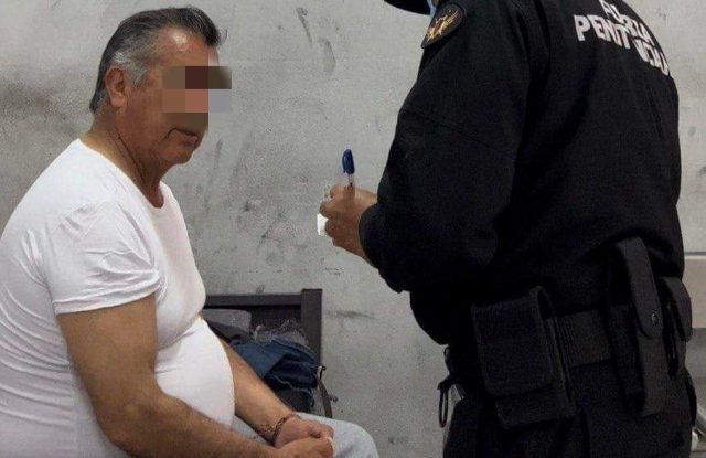 Detectan dos tumores a ‘El Bronco’