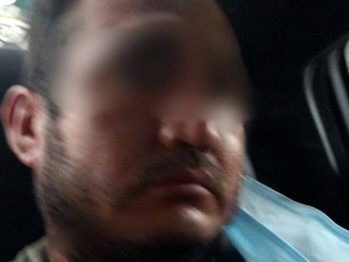 Pasajera denuncia a sujeto por abuso sexual durante viaje en autobús