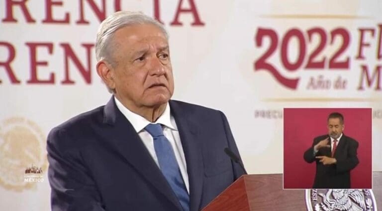 El gobierno de AMLO contratará a más de 500 médicos cubanos para que vengan a trabajar a nuestro país; la medida causará polémica. Foto: Captura de video