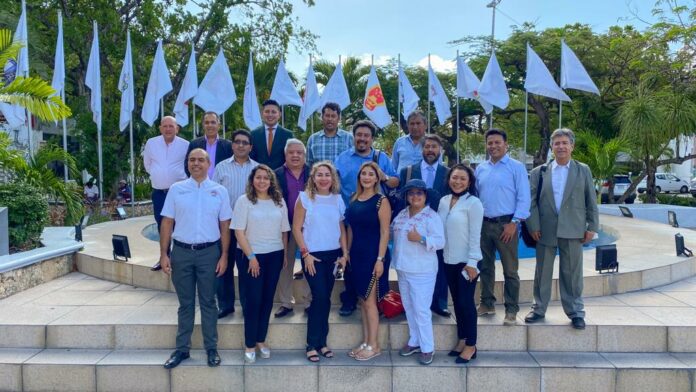 Recibe gobierno de BJ visita de cortesía de funcionarios de Ecuador