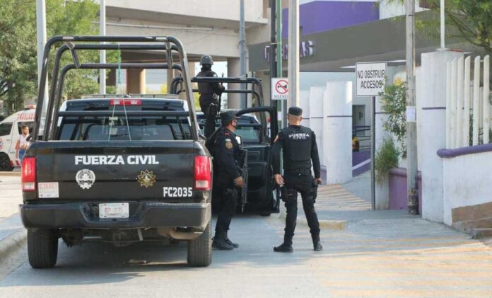 Multan al alcaide del penal de Apodaca 2 por incumplir orden de traslado de ‘El Bronco’