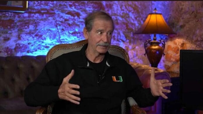 Vicente Fox fue con Yordi Rosado. Habló de cómo fue ser presidente, del romance con su esposa y de los hijos de ella, acusados de corrupción. Foto: Captura de video